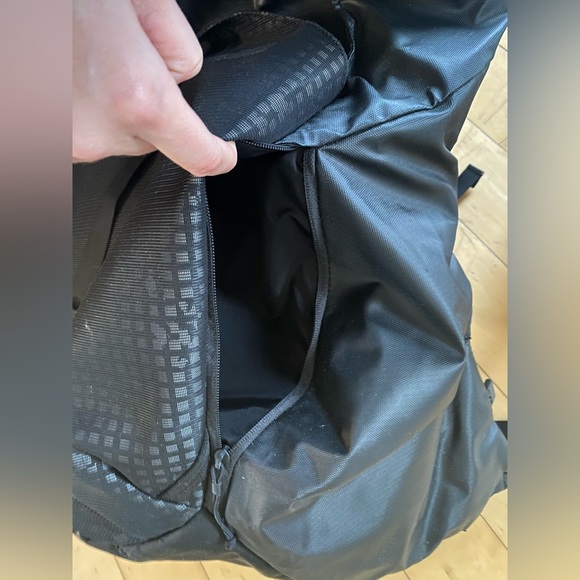 North Face Backpack - Picture 13 of 16